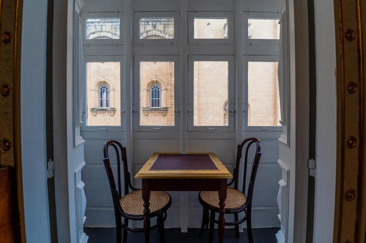 Hotel Monreal Boutique Townhouse - R024Rm1 Paola 0*,