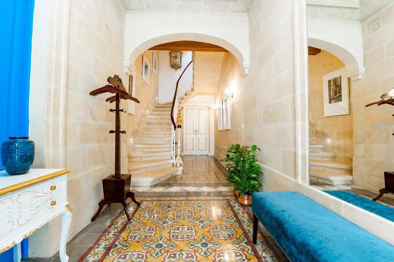 Monreal Boutique Townhouse - R024Rm1 Hotell Paola 0*,  Malta